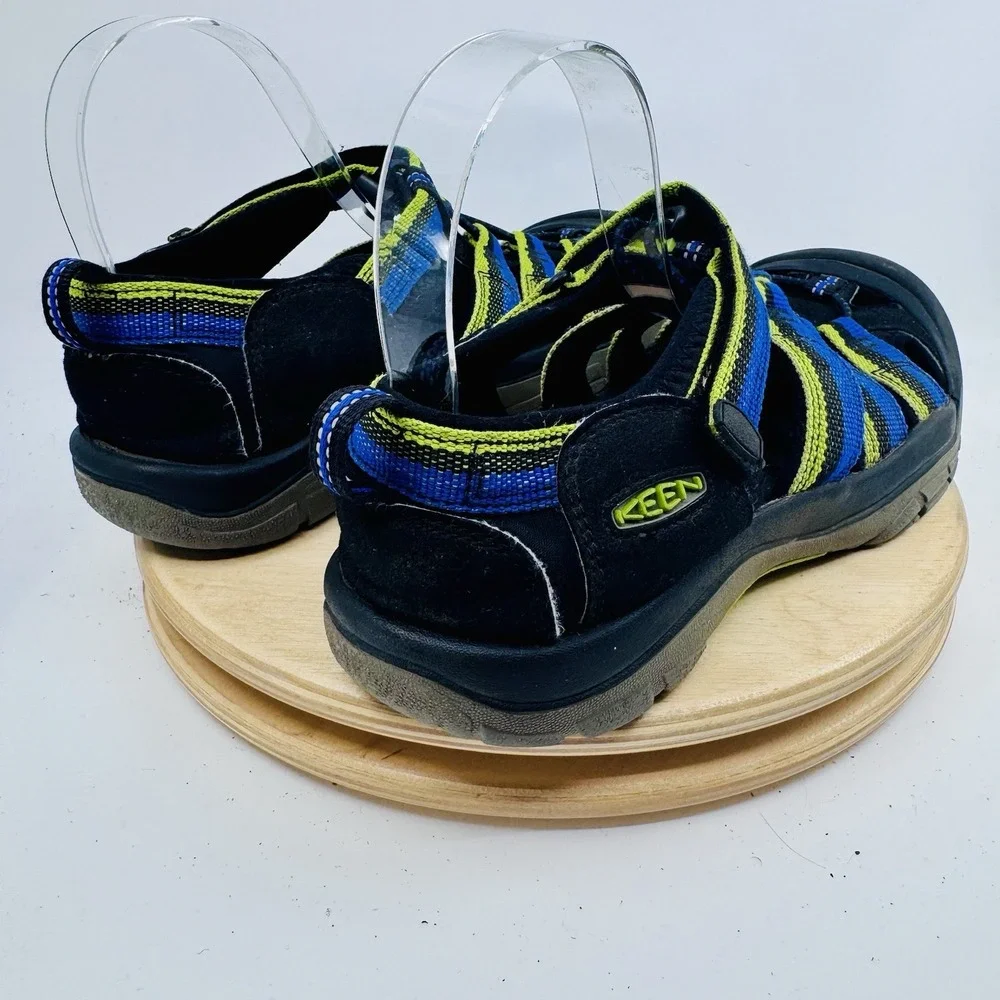 KEEN Newport H2 Shoes Men's 7 Black Blue Green Outdoor Hiking Sport Sandals